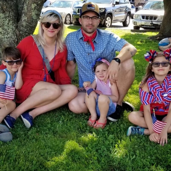 Meet your Posher, Christin - Picture 4 of 5